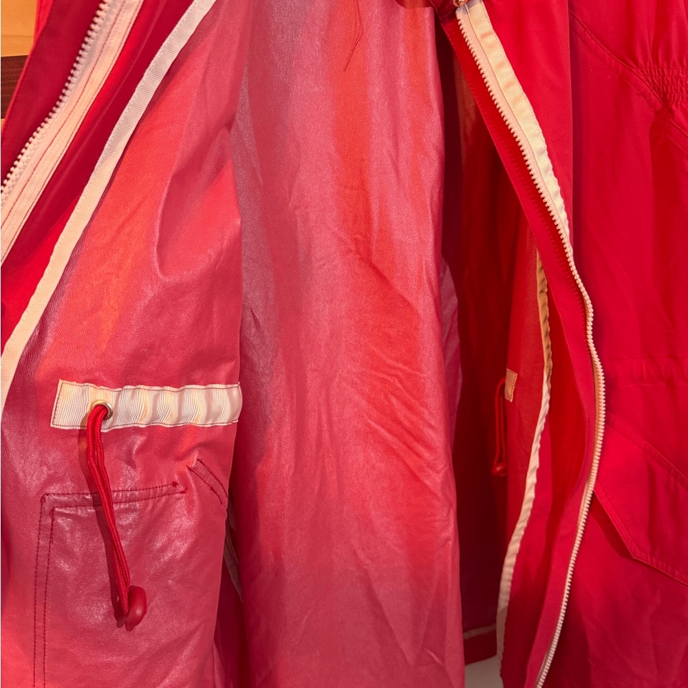 Fabletics Giana II Red Ruched Longline Windbreaker Rain Jacket Oversized Size M - Picture 9 of 10